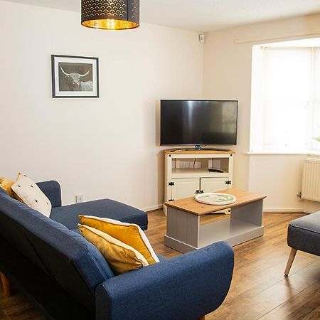 Cosy 3-Bed Home Close To City Centre Манчестър Екстериор снимка